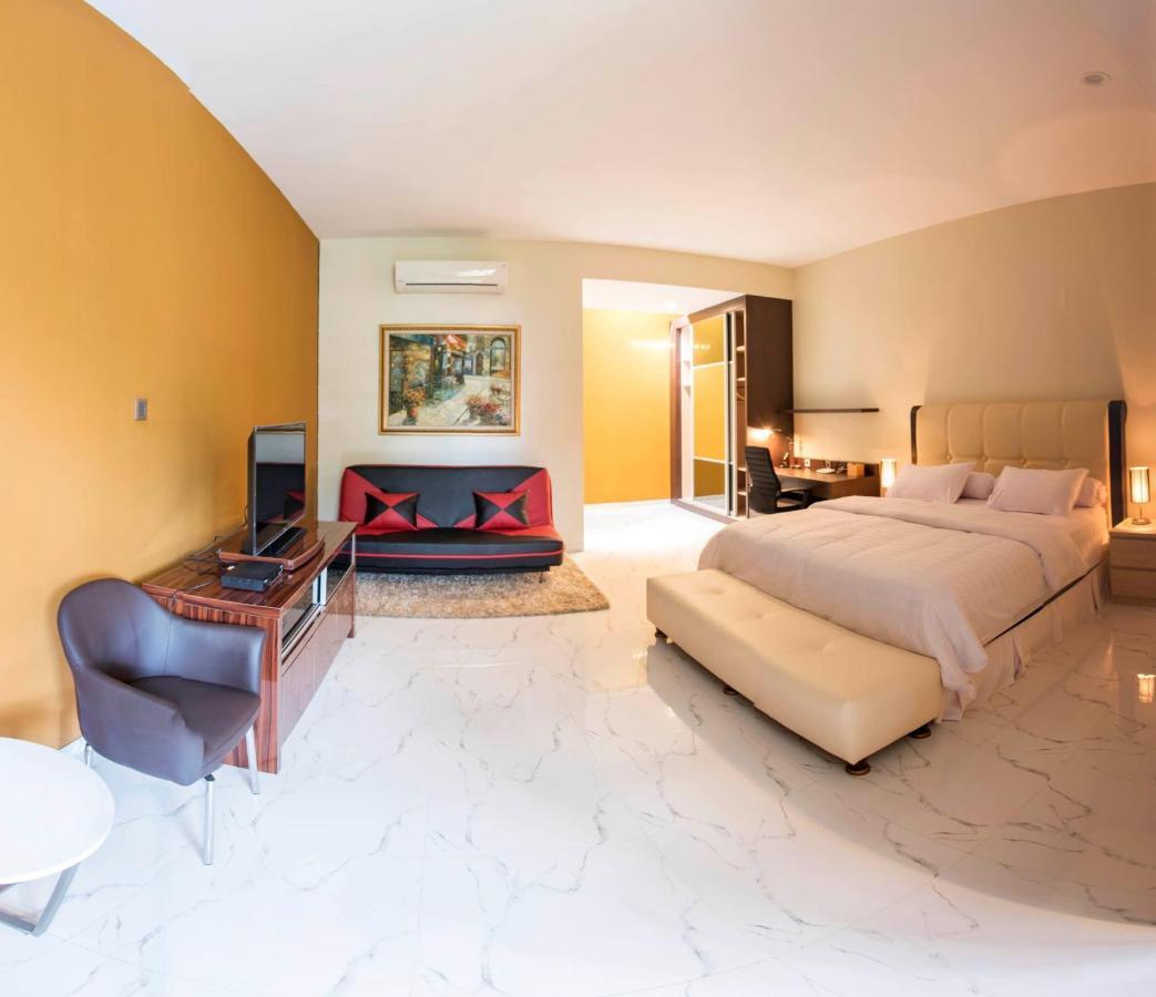 Alinson Boutique Residence Batam Extérieur photo
