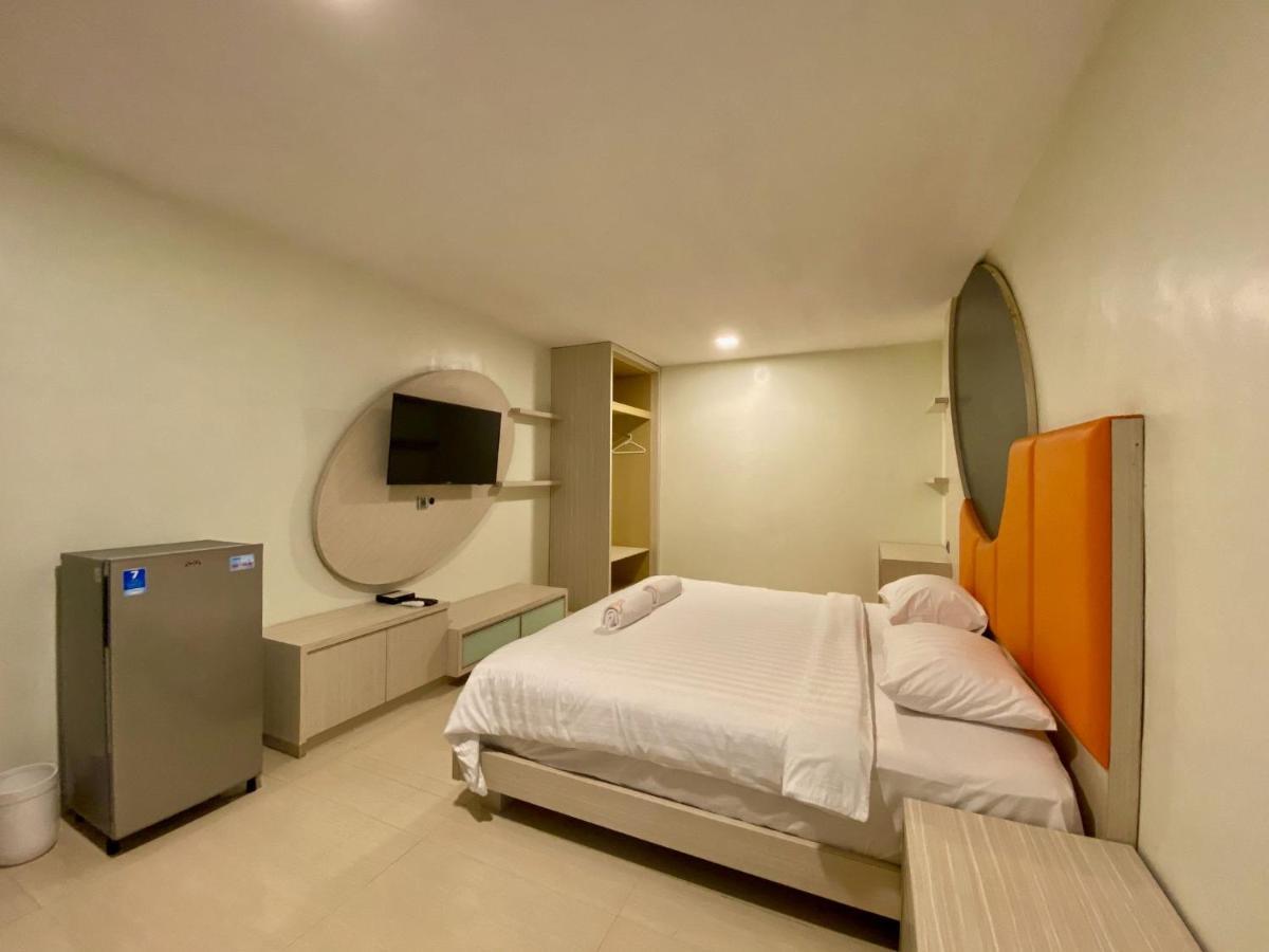 Alinson Boutique Residence Batam Extérieur photo