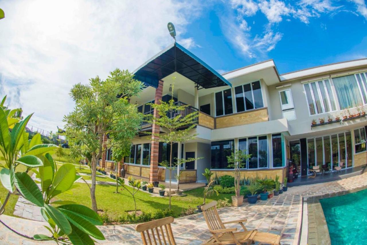 Alinson Boutique Residence Batam Extérieur photo